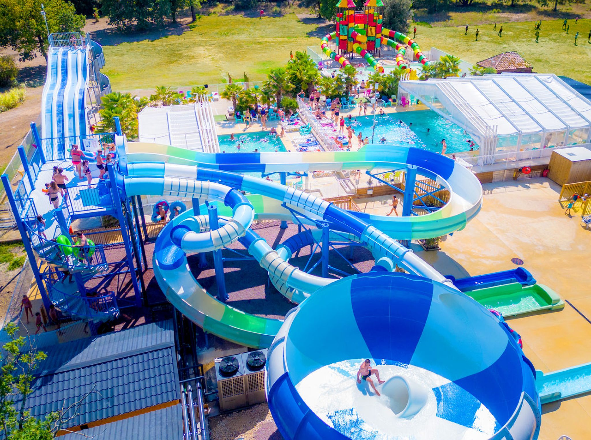 Parc aquatique couvert : Top 15 des parcs aquatiques couverts en France